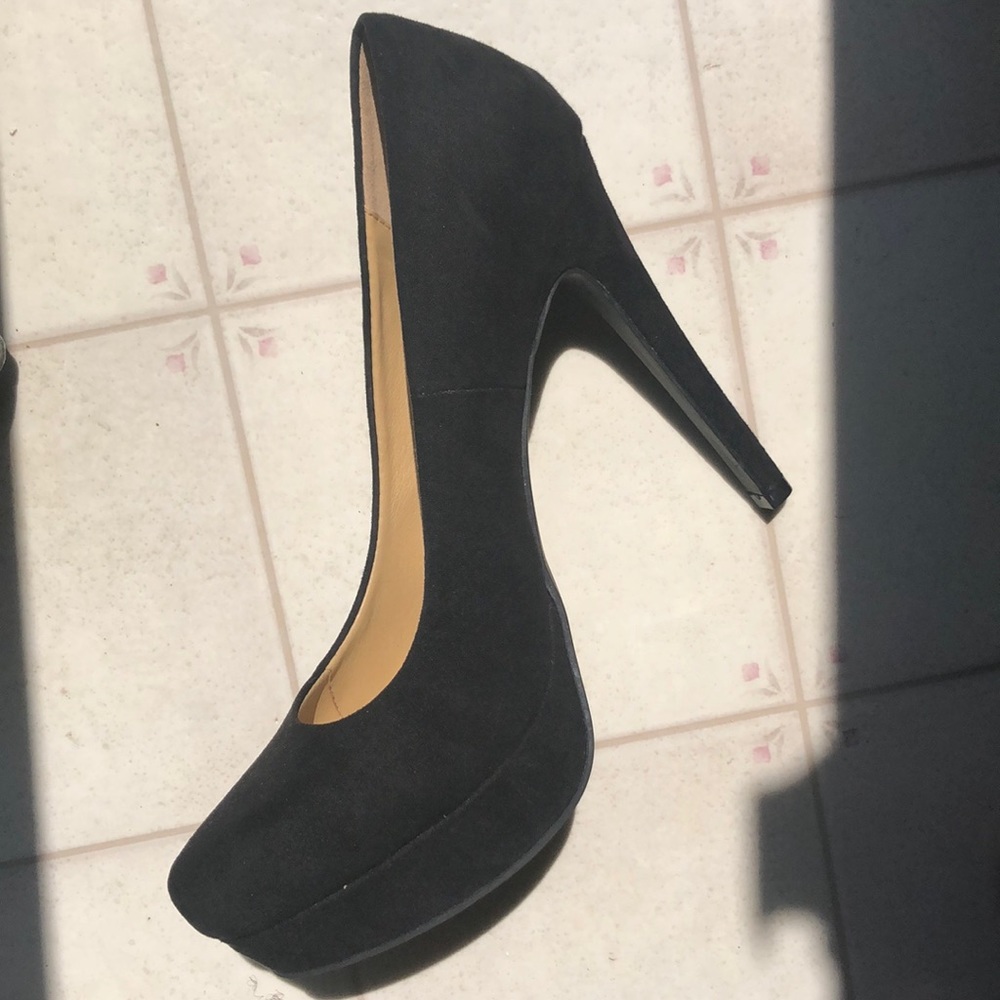 Size 8 Women’s High Heel